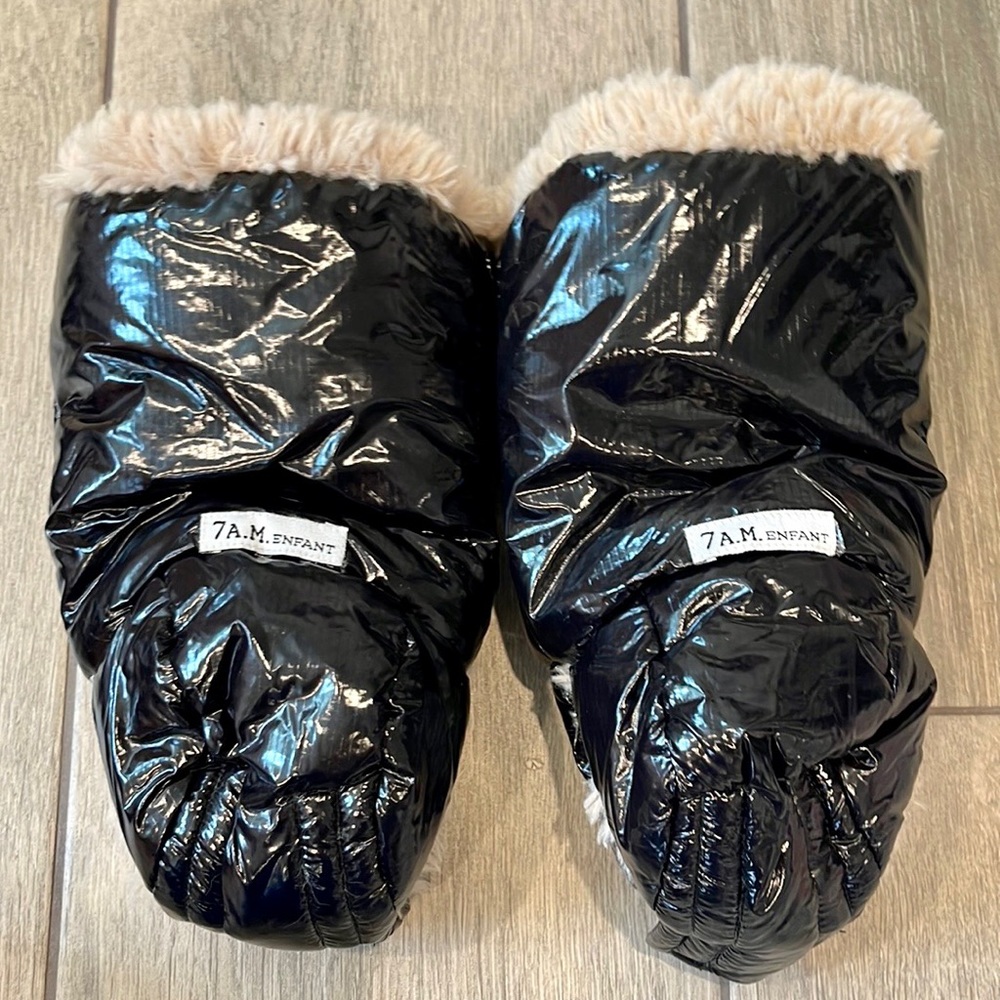 7 A.M. Enfant Warmmuffs HM200